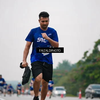 Runner Photo 7419685