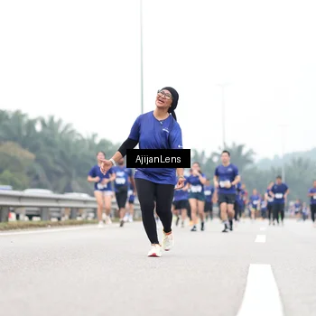 Runner Photo 7419712