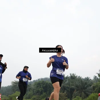 Runner Photo 7419713