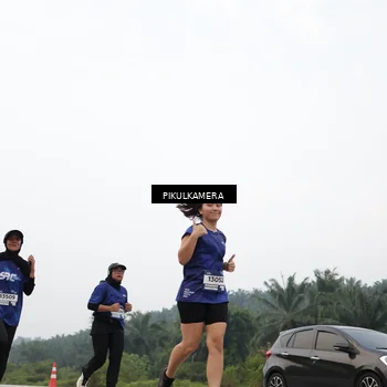 Runner Photo 7419714