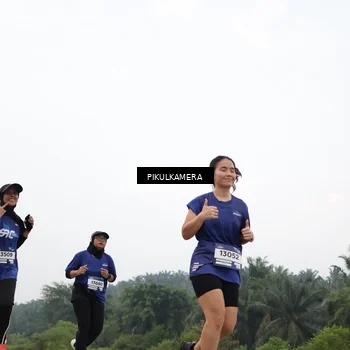 Runner Photo 7419716