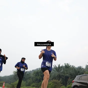 Runner Photo 7419721