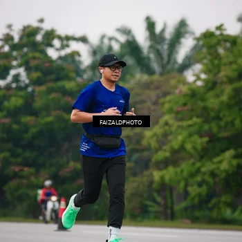 Runner Photo 7419731