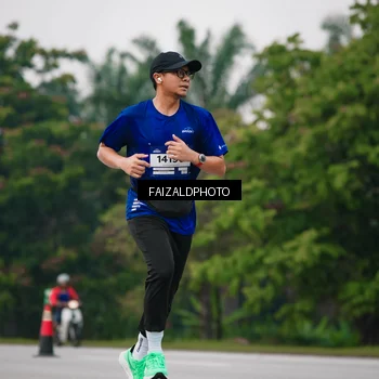 Runner Photo 7419732