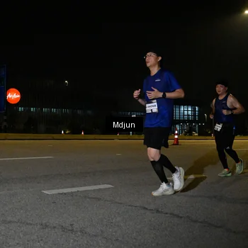 Runner Photo 7419741