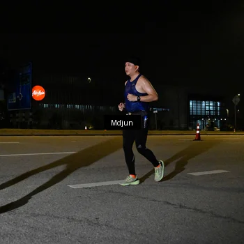 Runner Photo 7419750