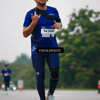 Runner Photo 7419751