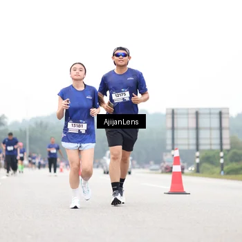 Runner Photo 7419768