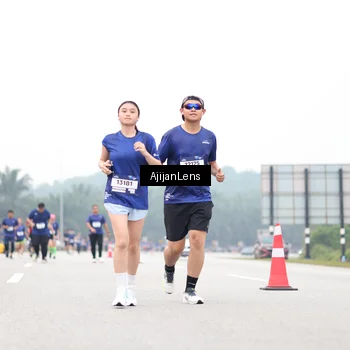 Runner Photo 7419807