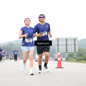 Runner Photo 7419808