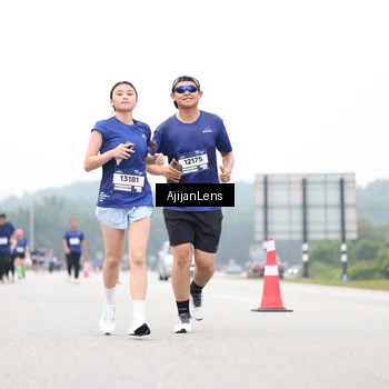Runner Photo 7419810