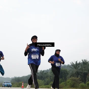 Runner Photo 7419835