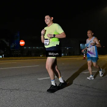 Runner Photo 7419870