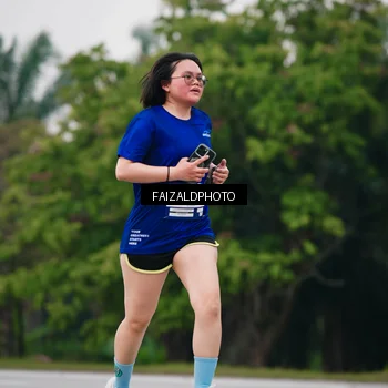 Runner Photo 7419873