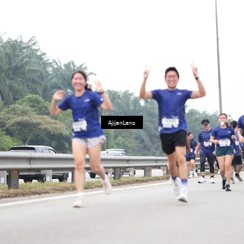 Runner Photo 7419882