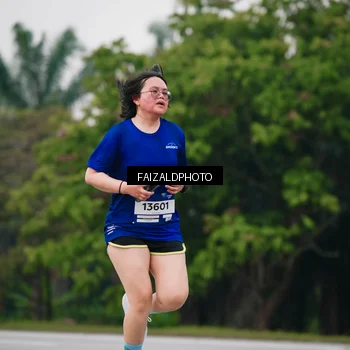 Runner Photo 7419901