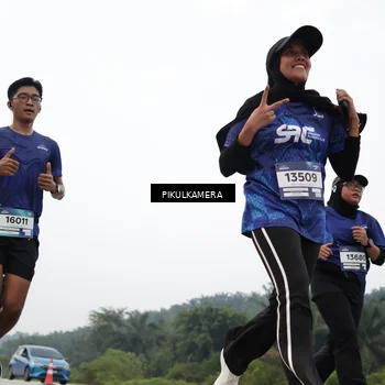Runner Photo 7419937
