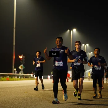 Runner Photo 7419947