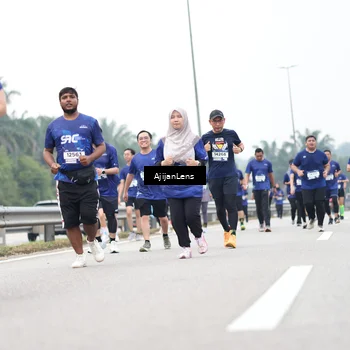 Runner Photo 7420038