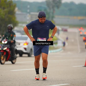 Runner Photo 7420040
