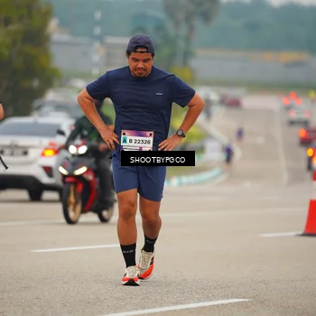 Runner Photo 7420049