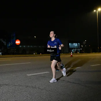 Runner Photo 7420059