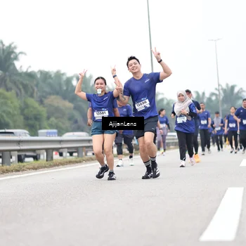 Runner Photo 7420069