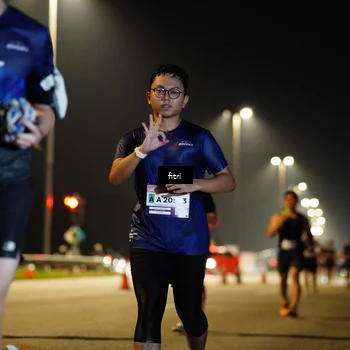 Runner Photo 7420071