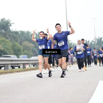 Runner Photo 7420073