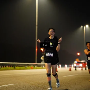 Runner Photo 7420080