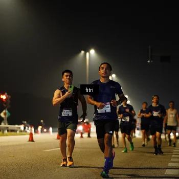 Runner Photo 7420086