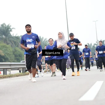 Runner Photo 7420087