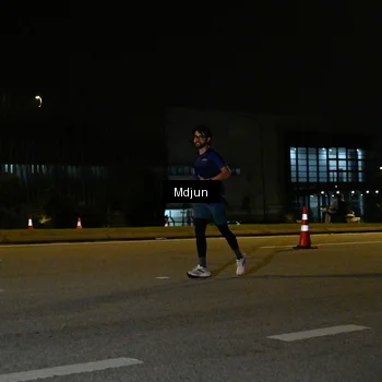 Runner Photo 7420093
