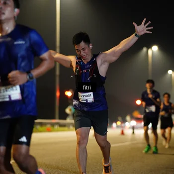 Runner Photo 7420113