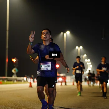 Runner Photo 7420125