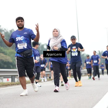 Runner Photo 7420132