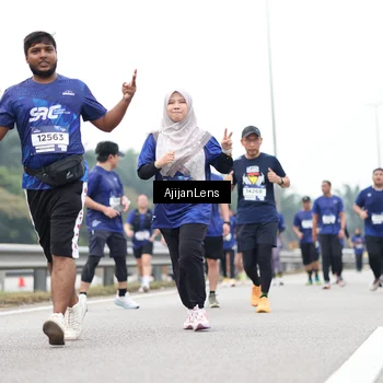 Runner Photo 7420133