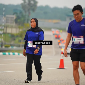 Runner Photo 7420136