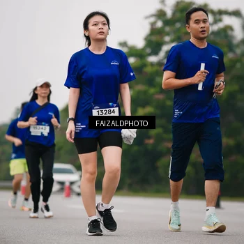 Runner Photo 7420143