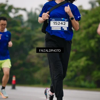 Runner Photo 7420149