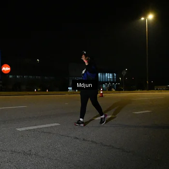 Runner Photo 7420153