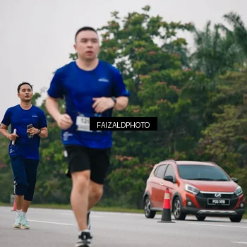 Runner Photo 7420165