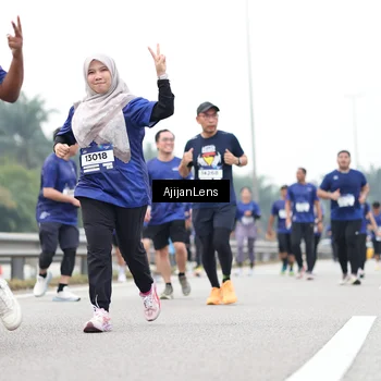 Runner Photo 7420176