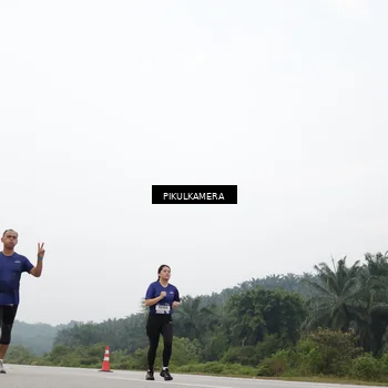 Runner Photo 7420267