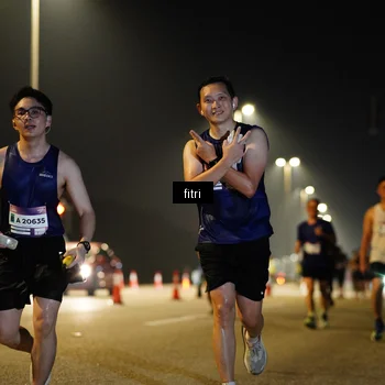Runner Photo 7420281