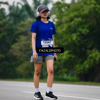 Runner Photo 7420282