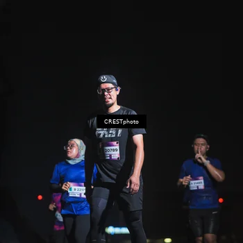 Runner Photo 7420309