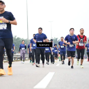 Runner Photo 7420314