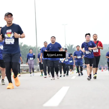 Runner Photo 7420319