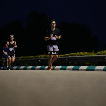 Runner Photo 7420479